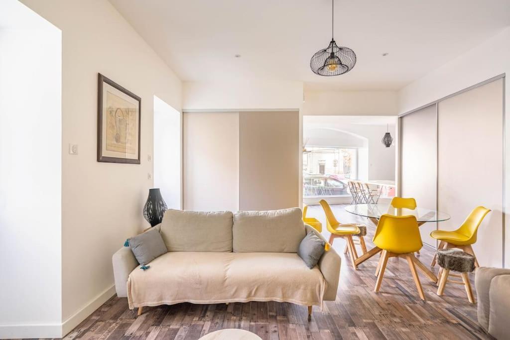 לונס-לה-סונייה Superbe Appartement Avec Parking Gratuit מראה חיצוני תמונה